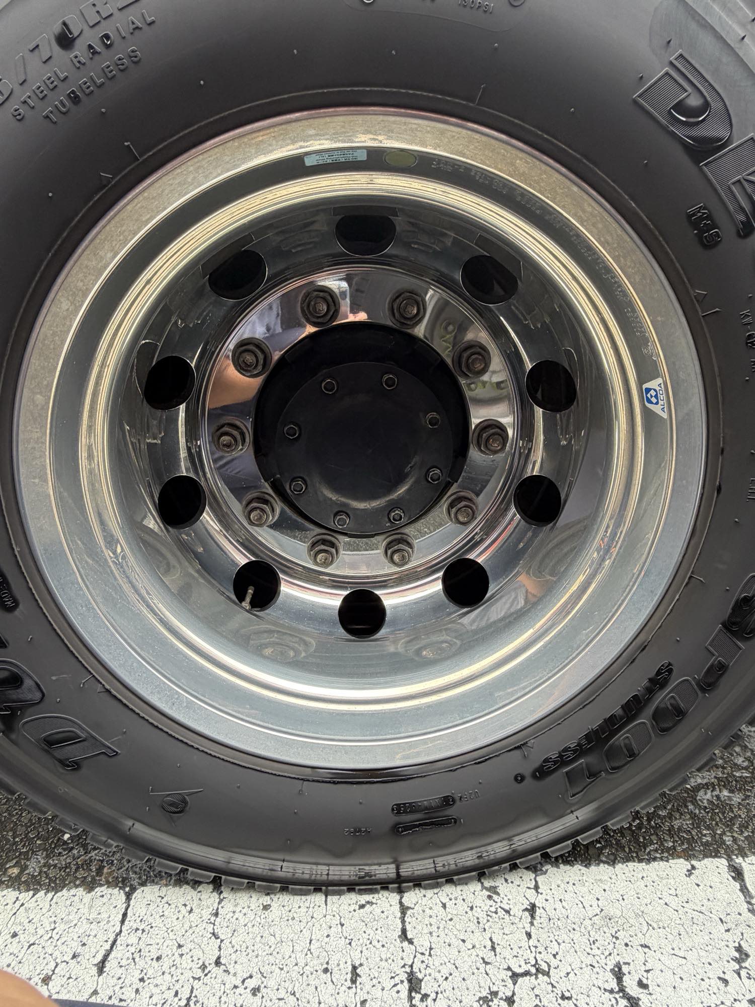 右後輪後ろ ピカール液 水研ぎ後